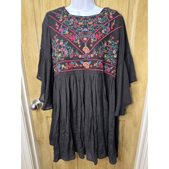 Umgee Black Flowy Embroidered Dress Medium Boho Festival size M - Picture 1 of 9
